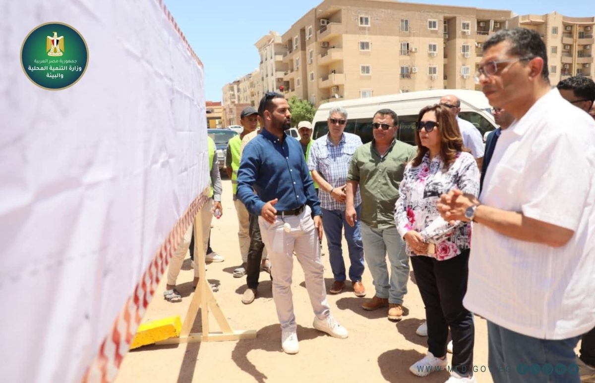 950 مليون جنيه لتطوير الصرف الصحي بالغردقة.. مشروع عملاق ينهي المشكلات المزمنة ويخدم 8 مناطق حيوية 2 FB IMG 1780772801910