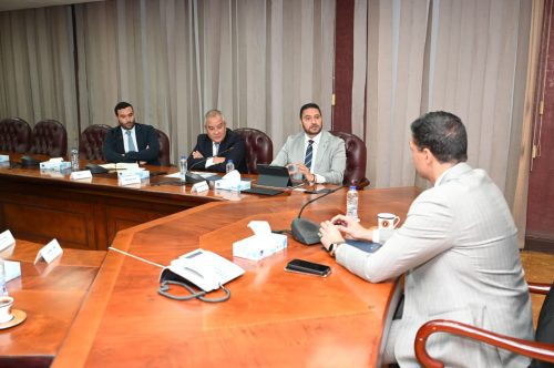 وزير الصناعة يدفع بتوطين تكنولوجيا الإضاءة الذكية.. مصنع جديد باستثمارات 30 مليون دولار يستهدف التصدير لأوروبا وأفريقيا 2 IMG 20260628 WA0048 1