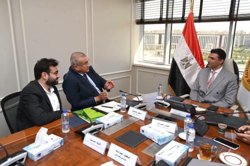 وزير الصناعة: مصر تستهدف التحول إلى مركز إقليمي لصناعة المستلزمات الطبية.. و"سبكترم" توسع استثماراتها بإنتاج أول كواشف تشخيص سريعة محلية بالكامل 4 FB IMG 1782860370850