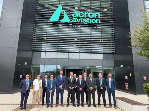 مصر للطيران تعزز ريادتها الإقليمية بشراء أحدث جهاز محاكاة A320neo وتجدد شراكتها مع Acron Aviation 5 IMG 20260724 WA0022