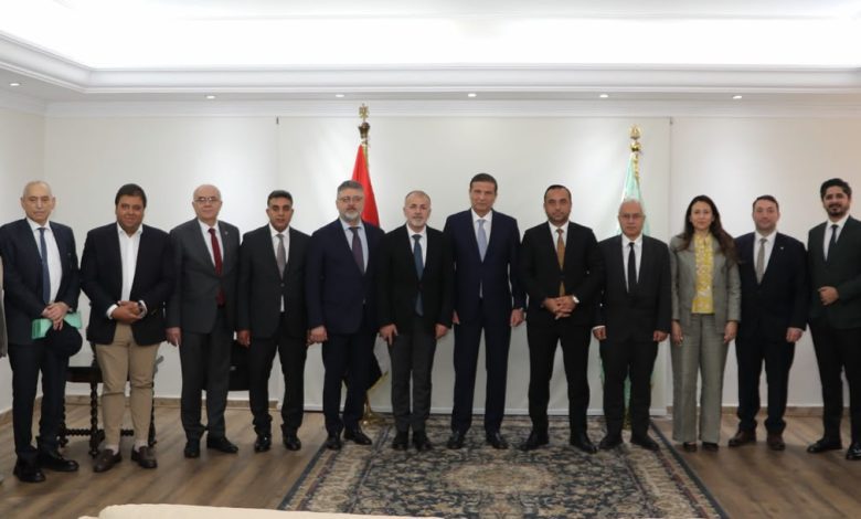 وزير الزراعة يلتقي وفداً من رجال الأعمال الأتراك لبحث فرص الاستثمار الشامل بالقطاع الزراعي والداجني 1 WhatsApp Image 2026 08 11 at 14.44.44 1